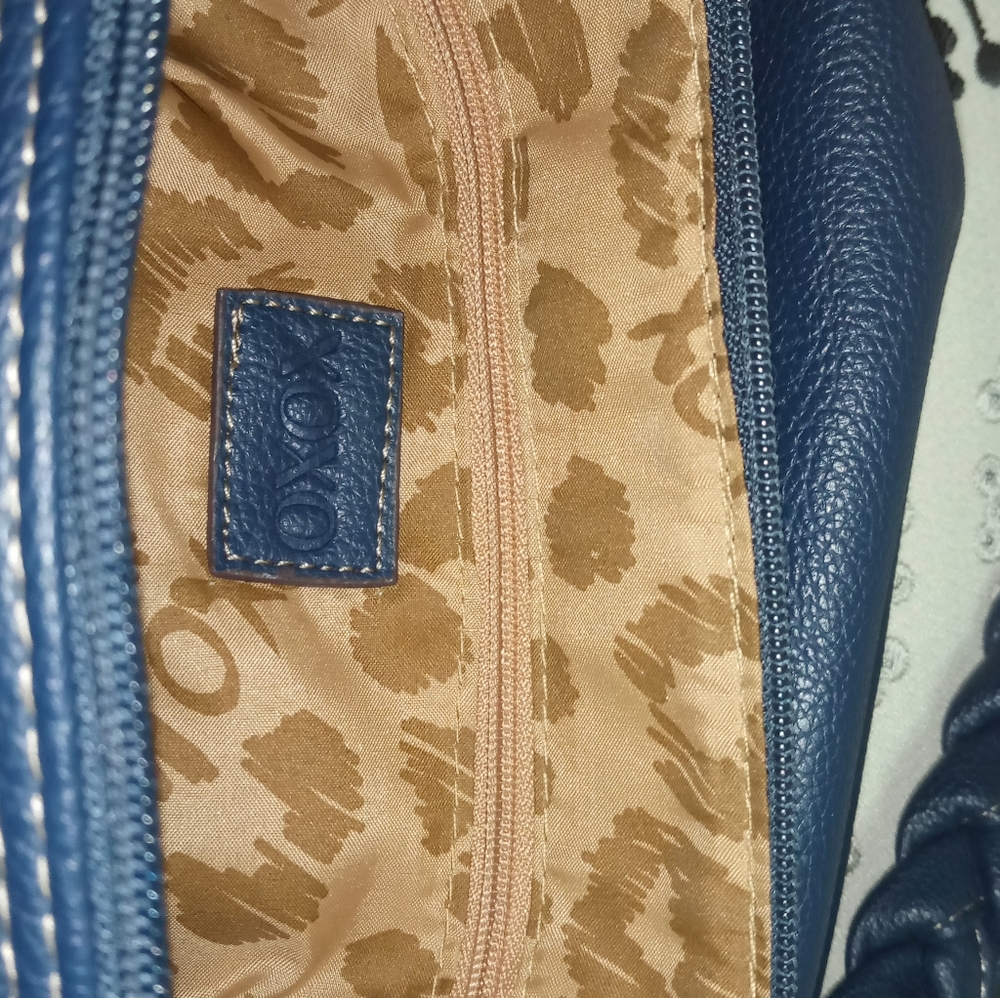 XOXO Handbag - Picture 4 of 4